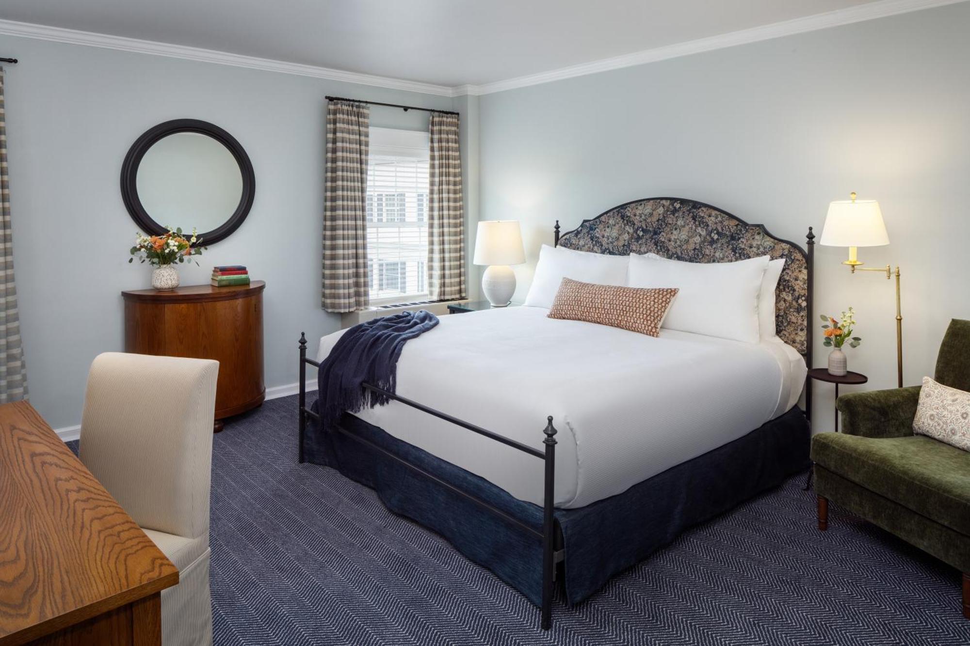 Colgate Inn Hamilton Ngoại thất bức ảnh