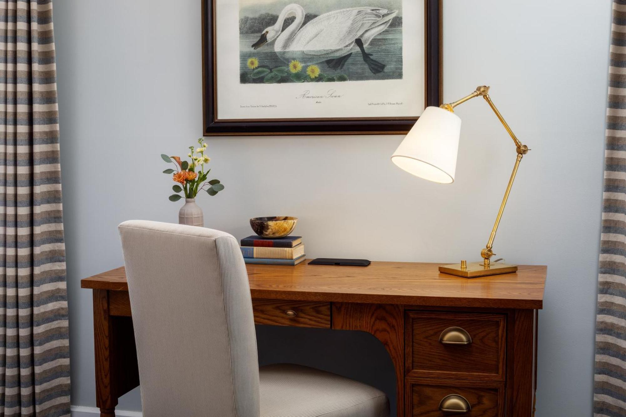 Colgate Inn Hamilton Ngoại thất bức ảnh